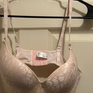 Gaiyi pink wireless bra -size 38C